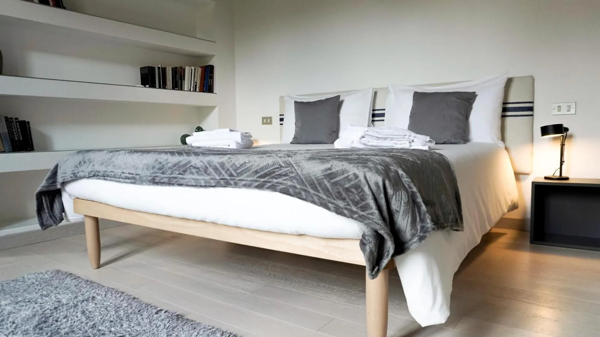 Apartament House In Centro Bergamo 0*,